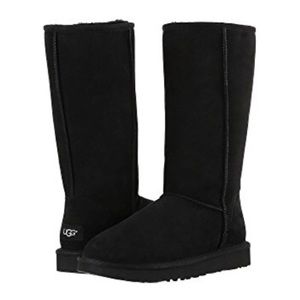 Classic tall black uggs